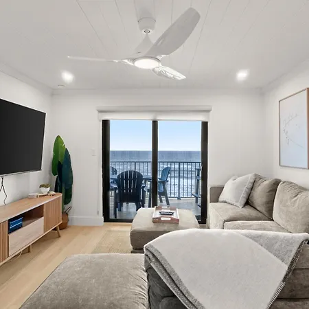 Serenity Shores Renovated Top Floor Condo W Stunning Ocean Views